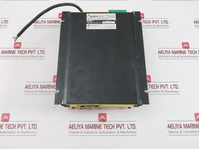 Samlex Automatic Battery Charger Input: 120 Vac 60hz 6.5a Sec-2415ul