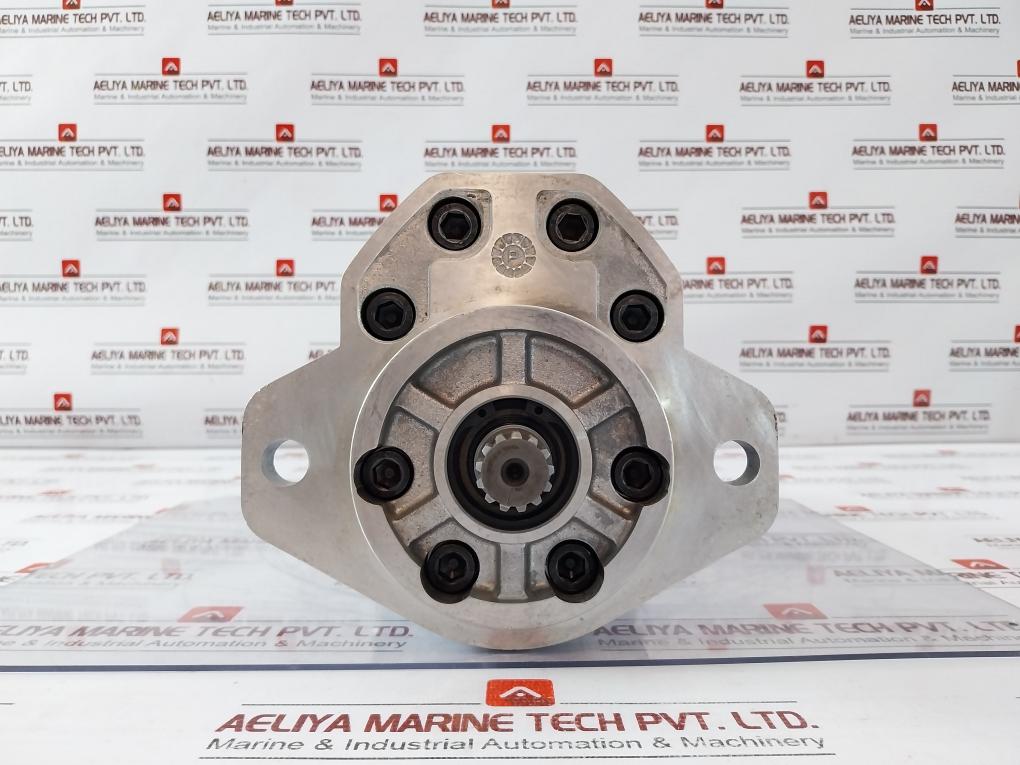 Sauer Danfoss Snp2/11 Hydraulic Triple Gear Pump 24Jly07 