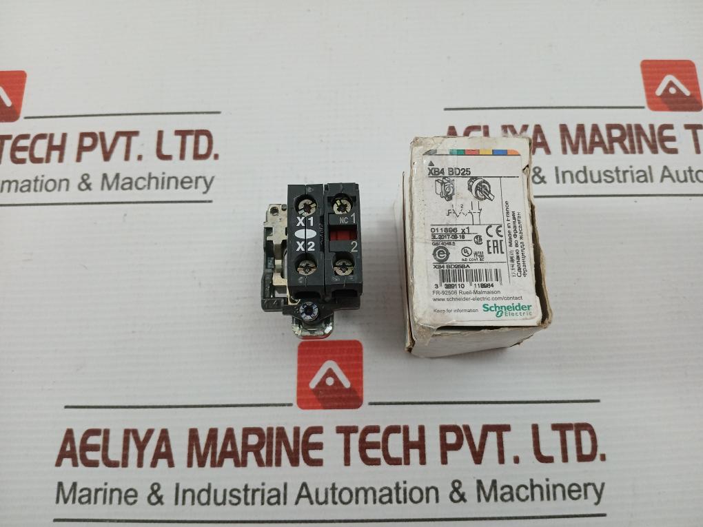 Schneider-Electric-240-Vac-3A-Zb4Bz0-Selector-Switch-XB4-BD25-210296-1