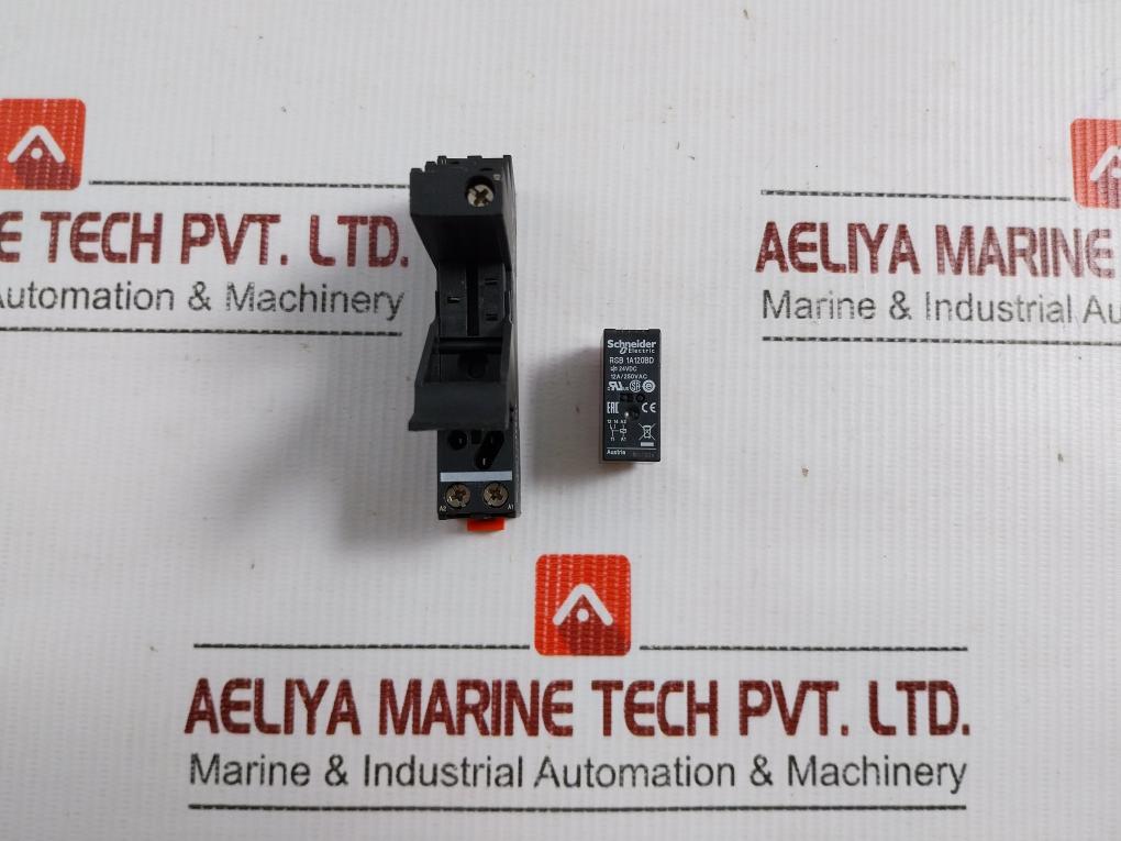 Schneider-Electric-Relay-Socket-Rsze1s35m-12a-250vac-1