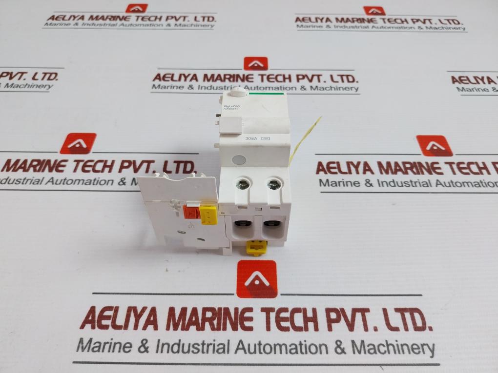 Schneider Electric A9N26611 Earth Leakage Add-on Block 230V/30Ma