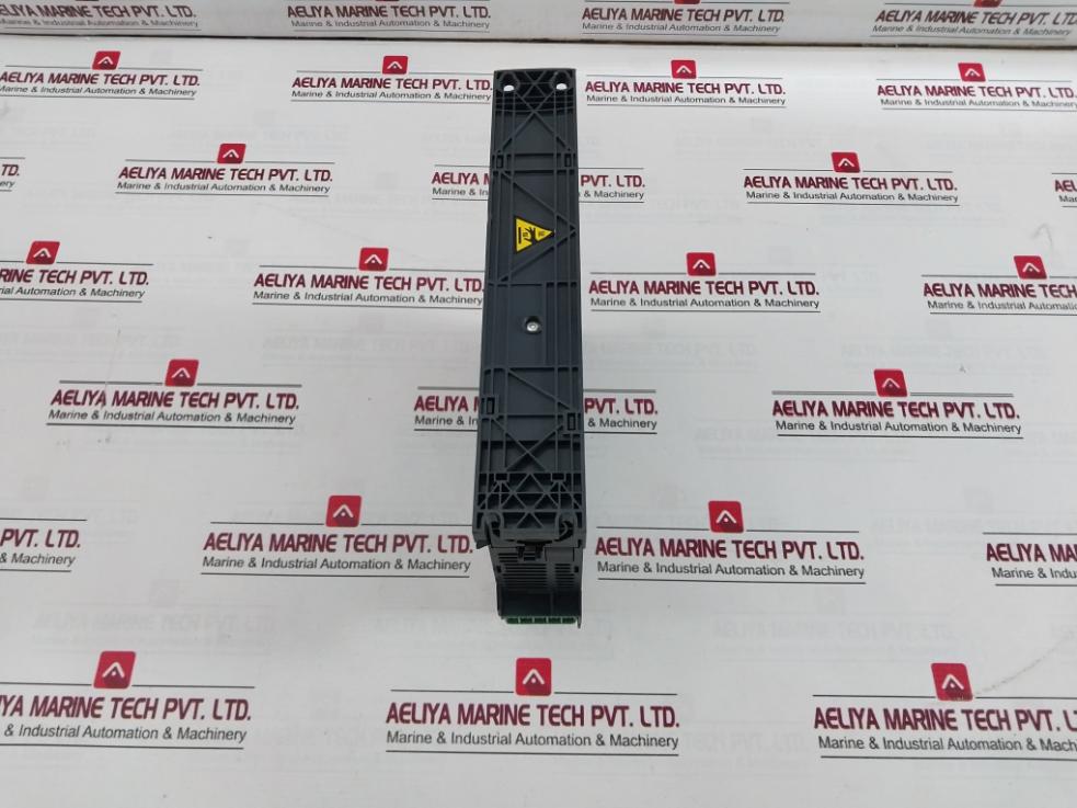 Schneider Electric Atv320U11N4B Variable Speed Drive Hl1806145037 500V