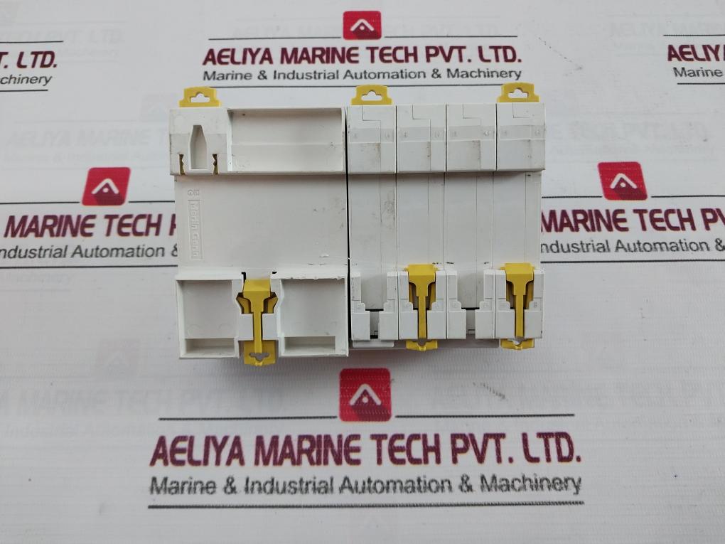 Schneider Electric Ic65N Circuit Breaker 400V 6Kv 30C