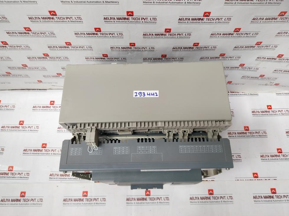 Schneider Electric Mvs12N Easypact Circuit Breaker Iec/En60947-2 50/60Hz