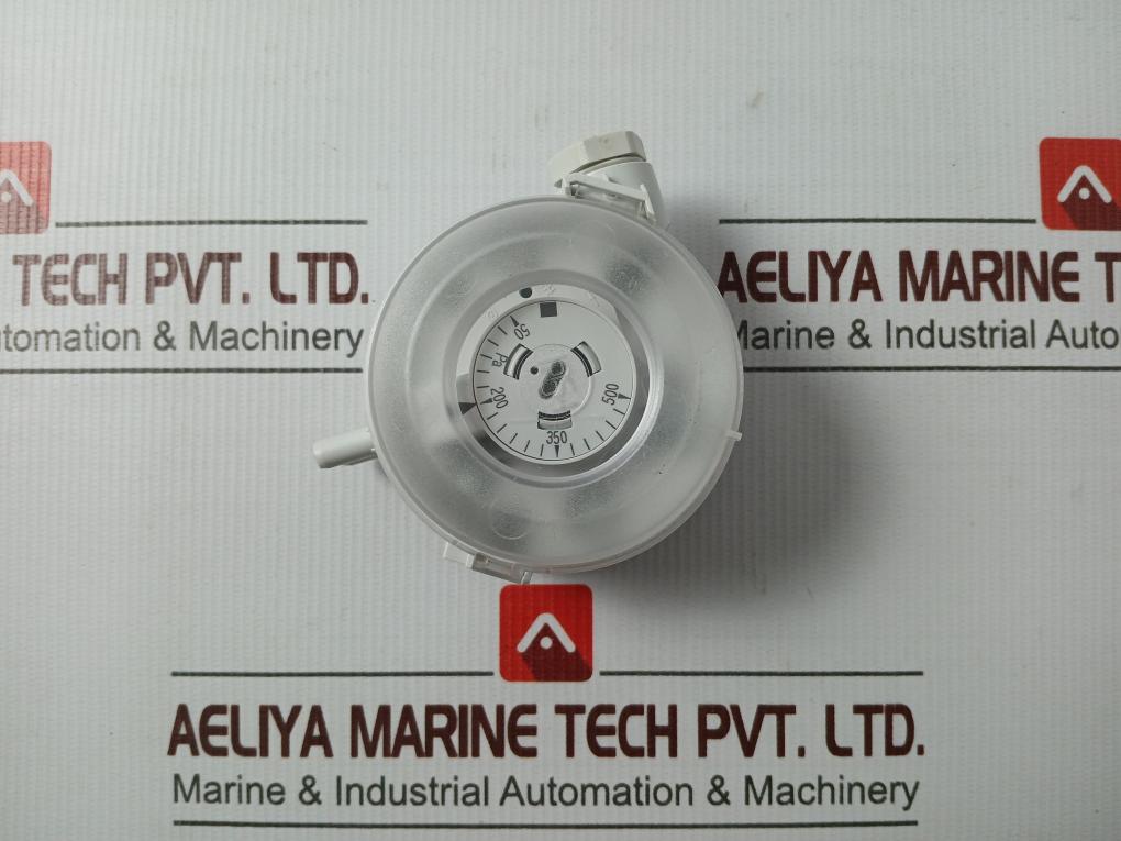 Schneider Electric Spd910-500Pa Differential Pressure Switch 004701070 50-500 Pa