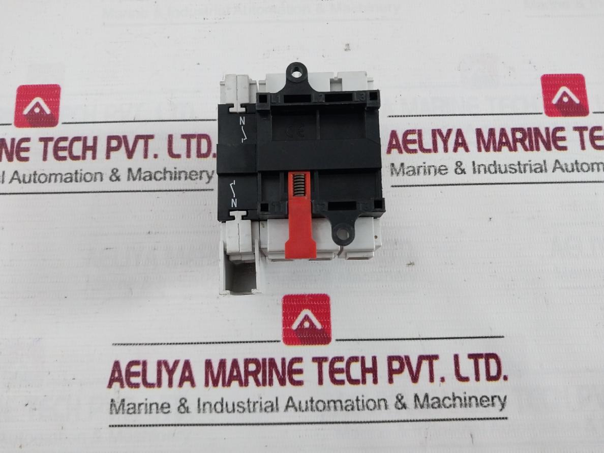 Schneider Electric/Telemecanique V 0 3 Pole Switch Body 690V Ac-50/60Hz 25A