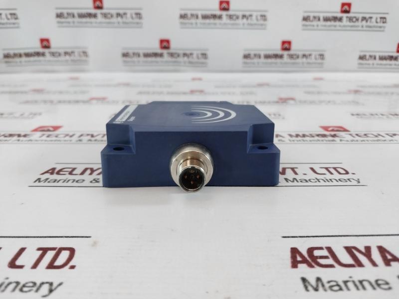 Schneider Electric/Telemecanique Xs7D1A1Pam12 Inductive Proximity Sensor