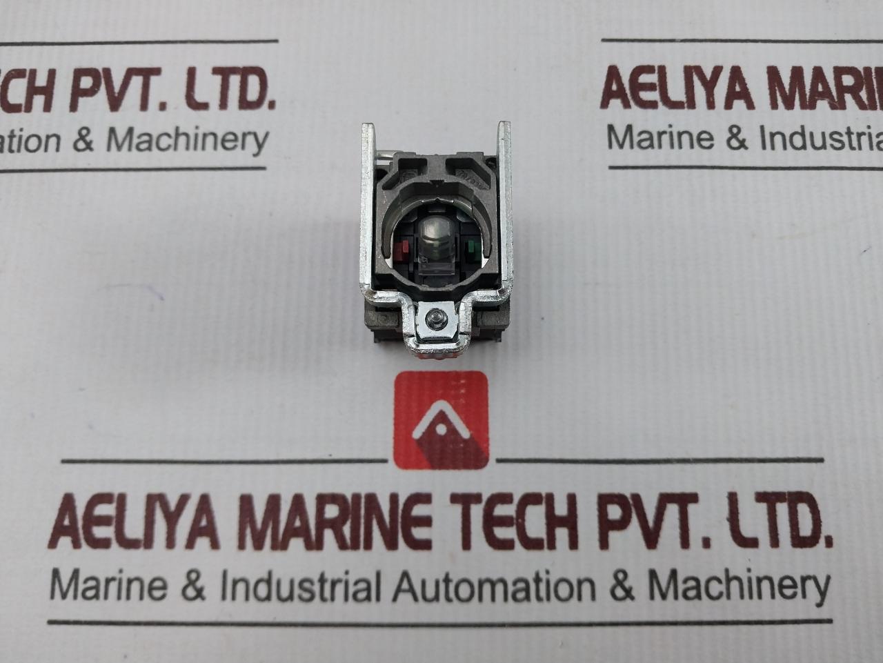 Schneider Electric Zbe-101 Start Green Push-button 240V 3A