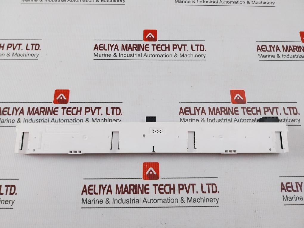Schneider Electric A9Xmza08 Modbus Tcp/Ip And Wireless Communication Module