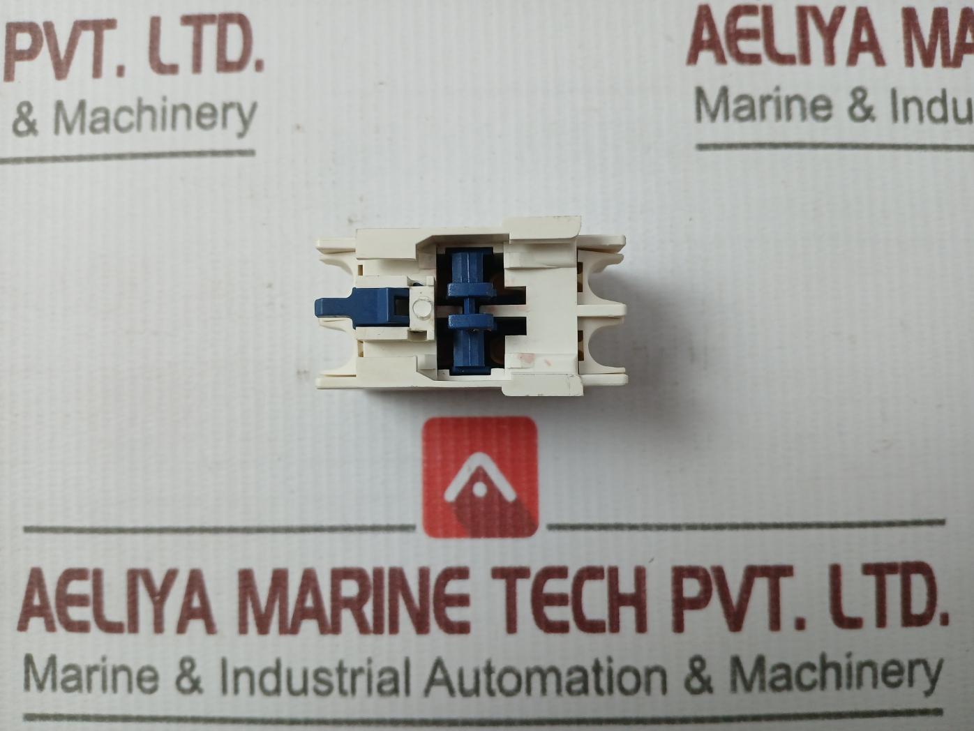Schneider Electric Ladn20 Auxiliary Contact Block.