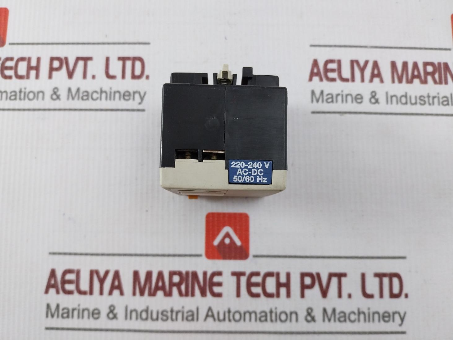 Schneider La6 Dk10 Mechanical Latch Block 50/60 Hz