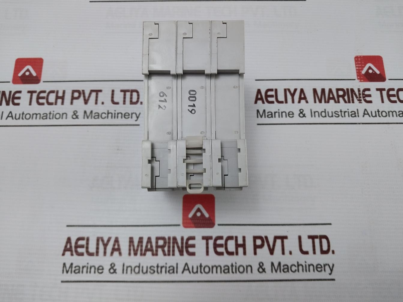 Schurter As168X-cb3 Circuit Breaker 25A 75°C Max 300Vac