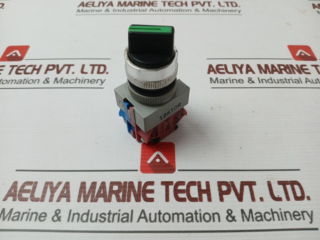 Idec Selector Switch Asw 0201 600v 10a