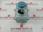Senko-Guichi-Watertight-Socket-Outlet-With-Interlock-16-20a-6h-200-250v-Rl-2-3
