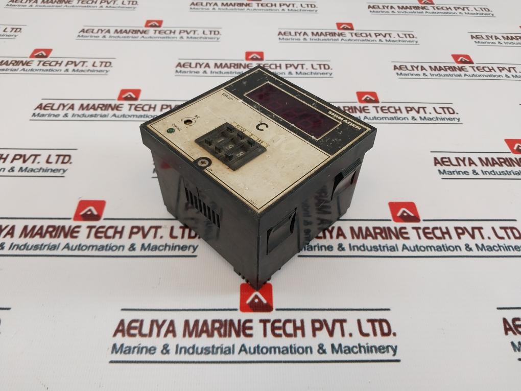 Shimaden Sr30 Digital Temperature Controller 2.5A 240Vac