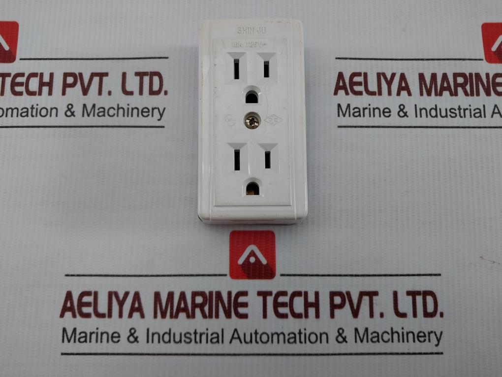 Shin-Ju-16A-125V-Power-Outlet-208820-1