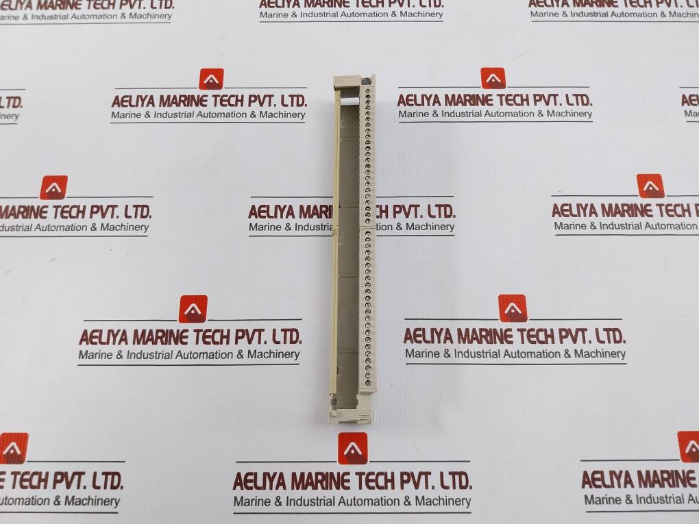 Siemens 1Ne Z 811 0206 Terminal Strip 927 702-1