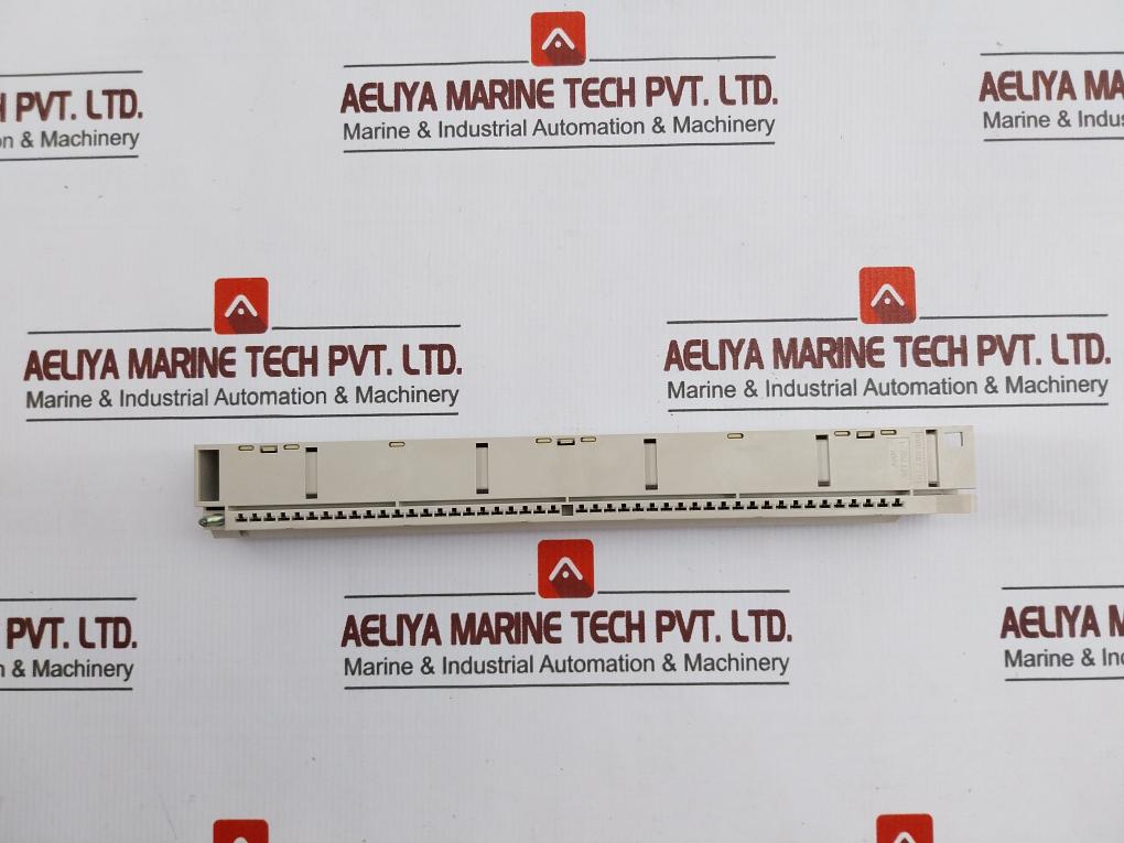 Siemens 1Ne Z 811 0206 Terminal Strip 927 702-1