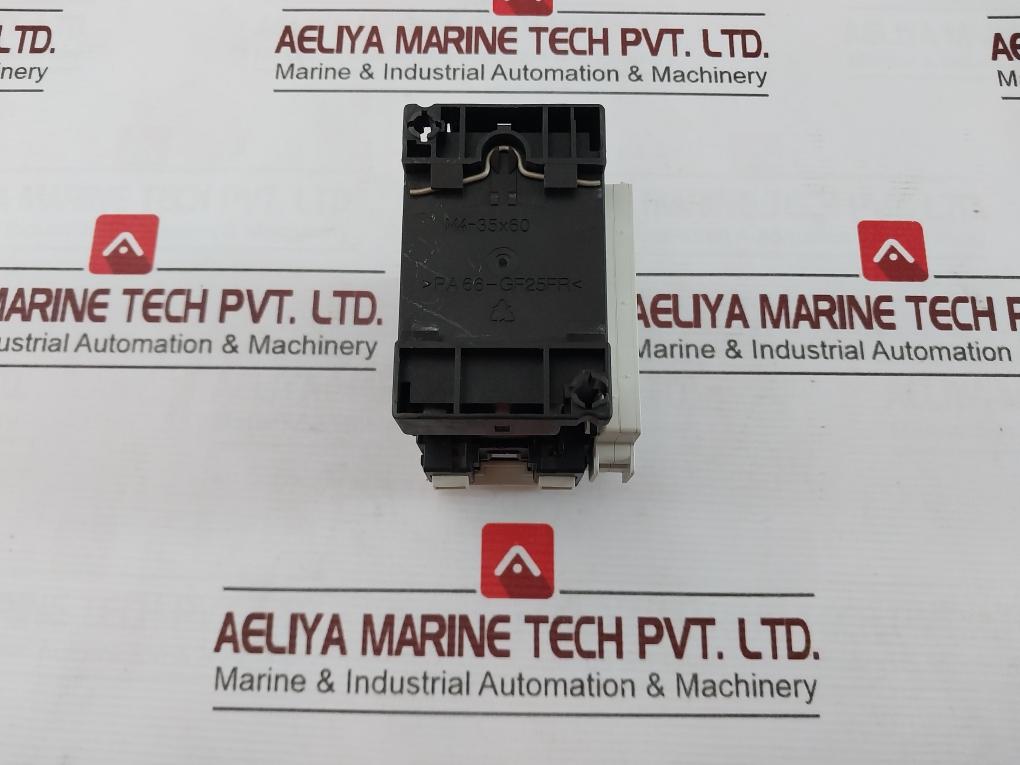 Siemens 3Rt1026-1B..0 Contactor 3Zx1012-0Rt02-1Aa1 690V 35A 600Vac