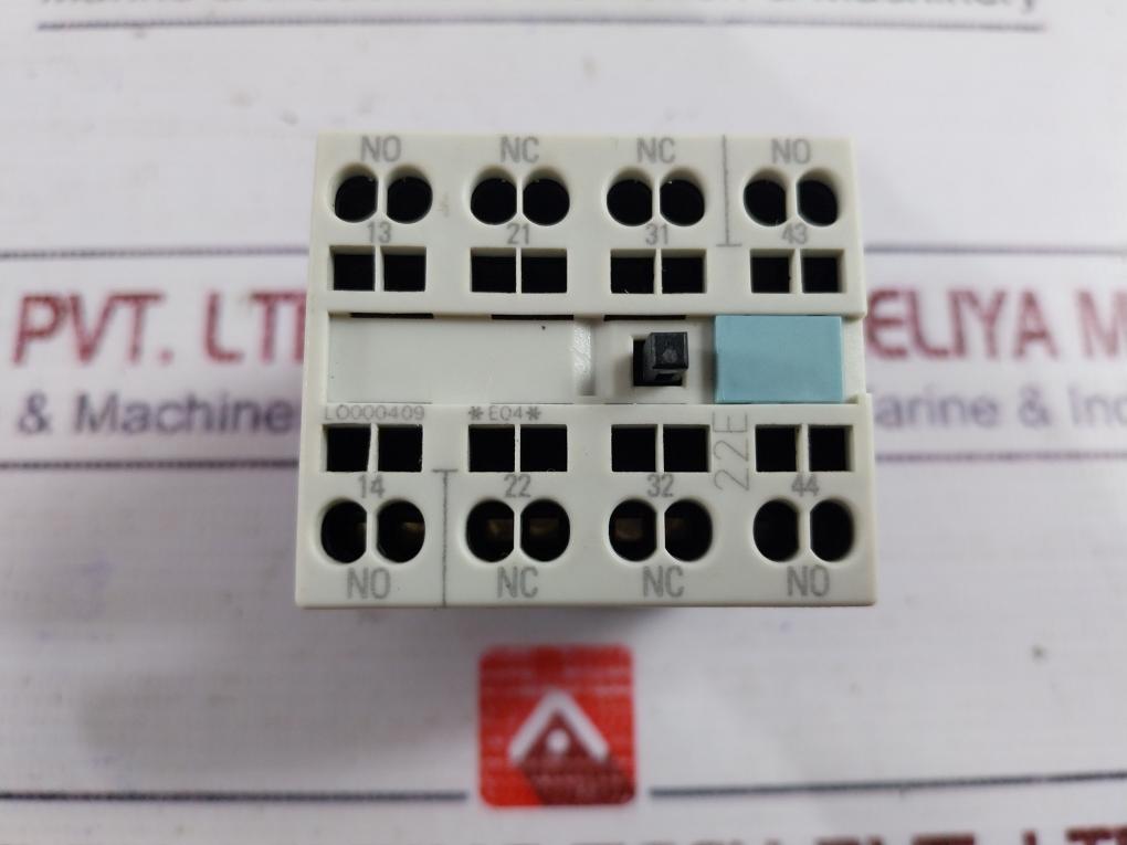 Siemens 3Rh1921-2Ha22 Auxiliary Switch Block 22 2 No+2 Nc 10A 240V Iec Vde0660