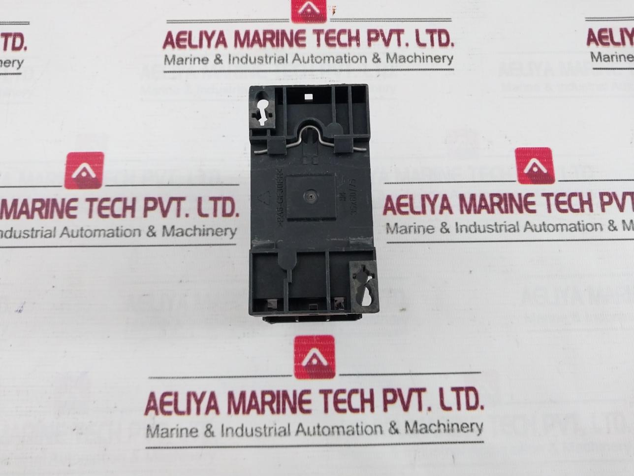 Siemens 3Rt2026-1Bb40 Power Contactor 24V Dc 690V 40A