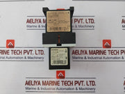 Siemens 3Rh1140-2Bb40 Contactor Relay With Auxiliary Switch Block 3Rh1911-2Ga22