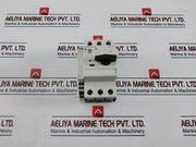 Siemens 3Rv1021-1Ga10 Circuit Breaker W/ 3Rv1901-2A Aux Contact Switch 50/60Hz