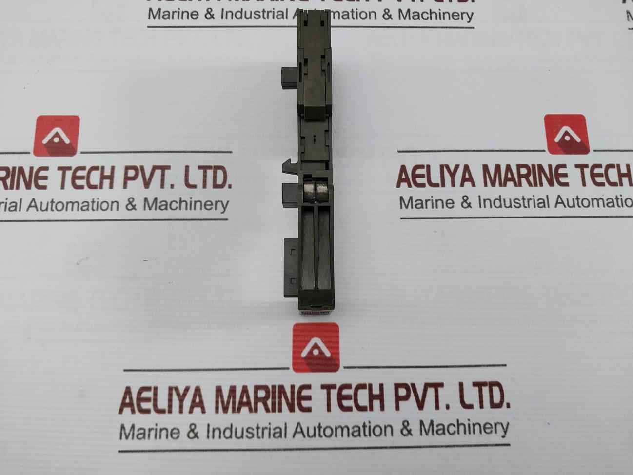 Siemens 6Es7 193-4Cb20-0Aa0 Terminal Module Tm-e15S24-01 A2