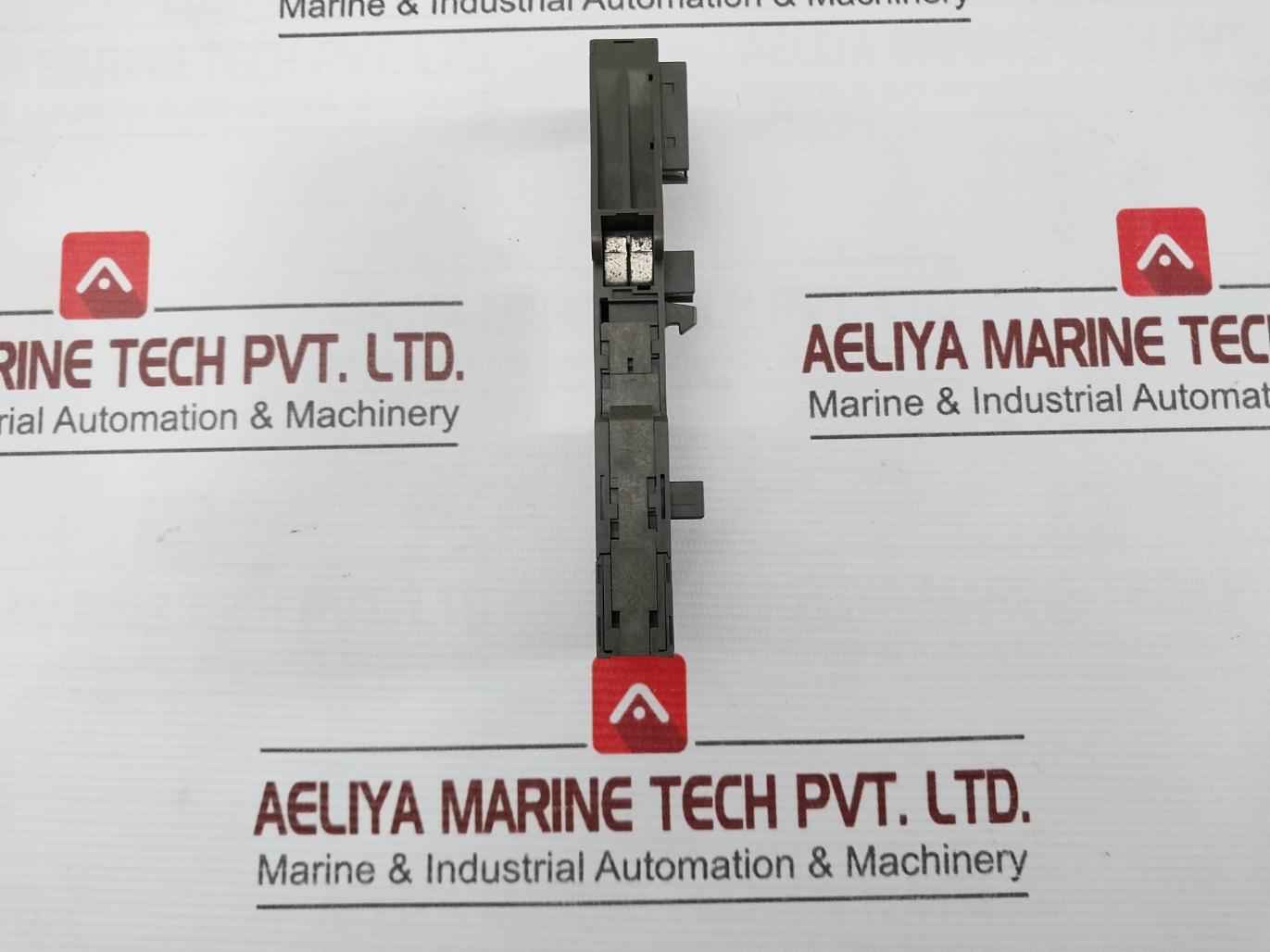 Siemens 6Es7 193-4Cb30-0Aa0 Terminal Module 969910-1/282