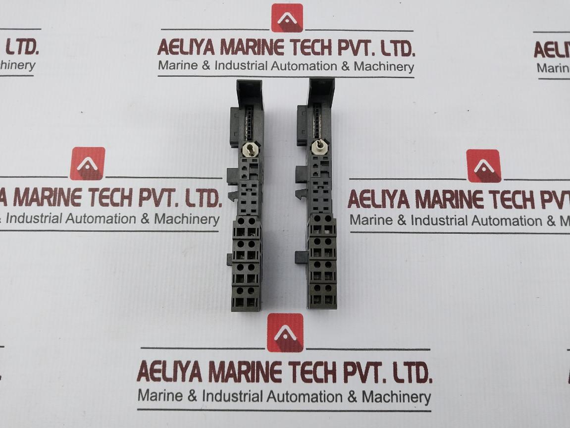 Siemens 6Es7 193-4Cb30-0Aa0 Terminal Module Tm-e15C24-01