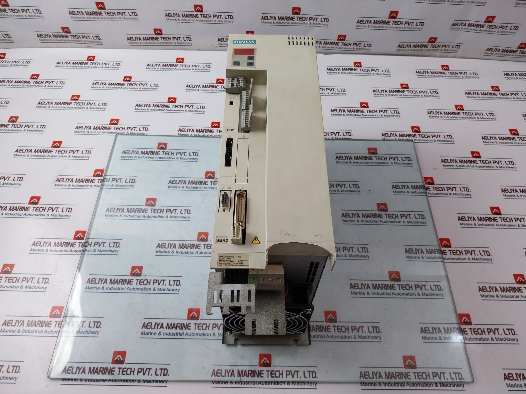 Siemens Masterdrives Mc 6Se7021-8Tp50-z Dc/Ac Drive G71+C33 Dc 510…650V