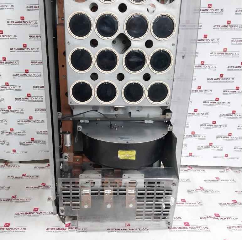Siemens 6se7033-7tg60-Z Simovert Vc Dc Inverter Masterdrive Dc 510-650v 440.0 A