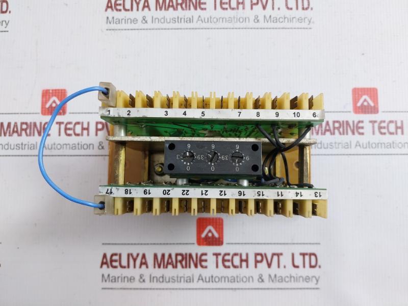 Siemens Automatic Voltage Regulator Part No. 6ga2 490-0a