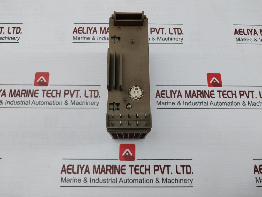 Siemens Simatic S5 6Es5 441-8Ma11 Digital Output Module 24V Dc 0.5 A