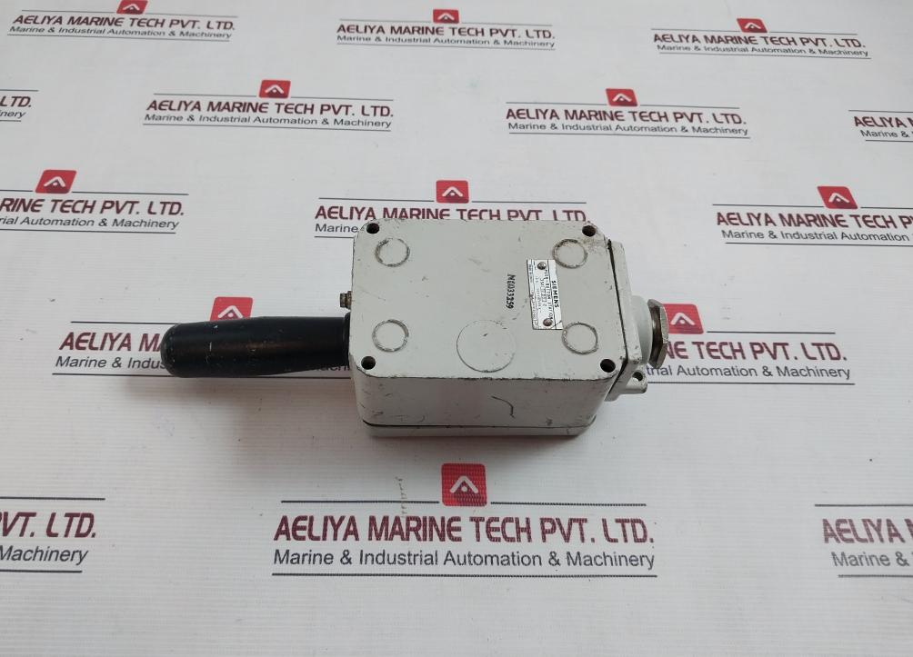 Siemens 3Sa 1729-z Push-button Station 10A 500V/600V