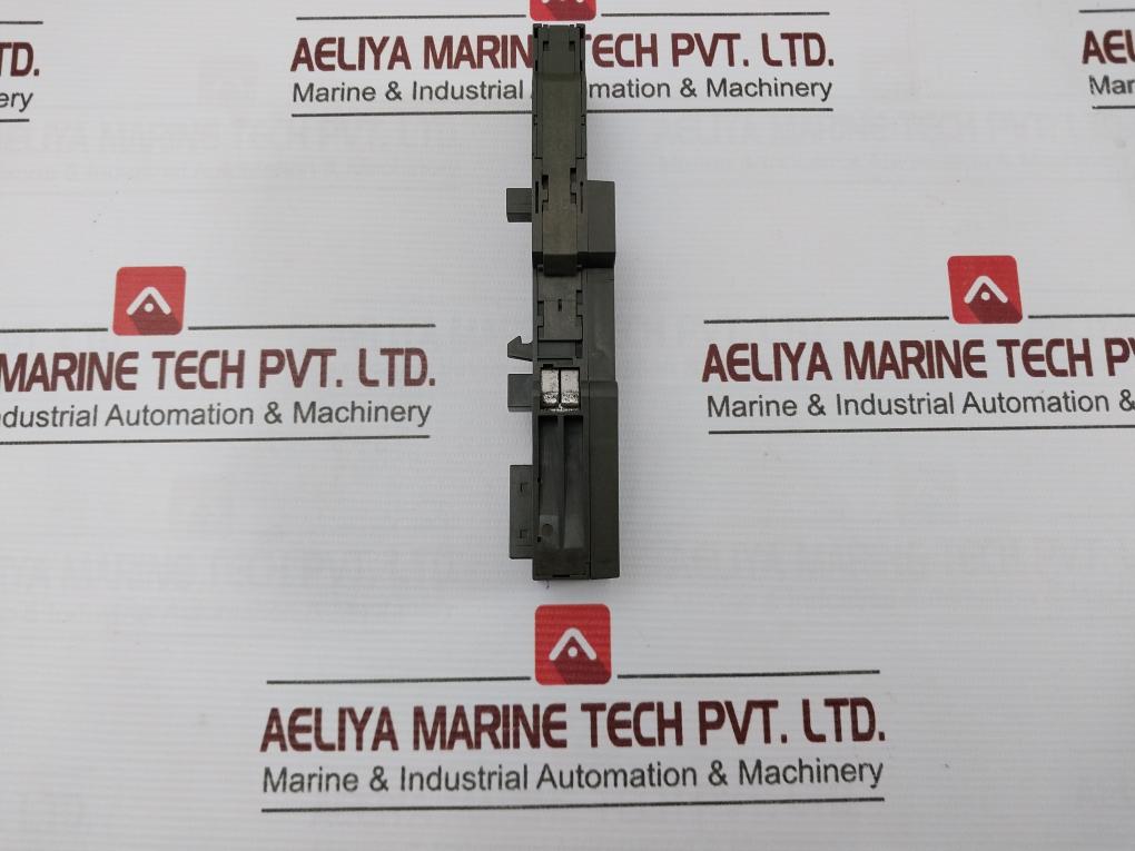 Siemens Simatic S7 6Es7 193-4Ja00-0Aa0 Termination Module Tm-e15C26-a1