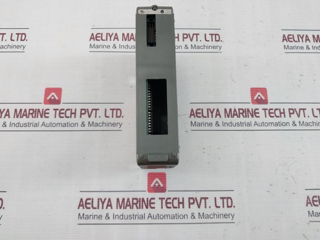 Siemens U-15T Output Module 5~24Vdc 0.2Ma-0.5A.