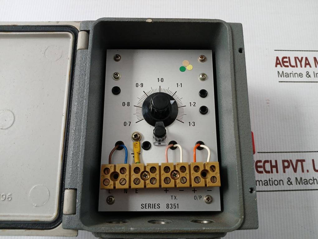 Signal Scaling And Psu Unit 220v/50hz By Kdg Instruments Series 8351