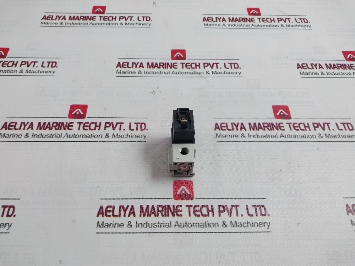 Smc Vt307-5Do1-01F-f-q Pneumatic Solenoid Valve 0-0.7Mpa Dc24V