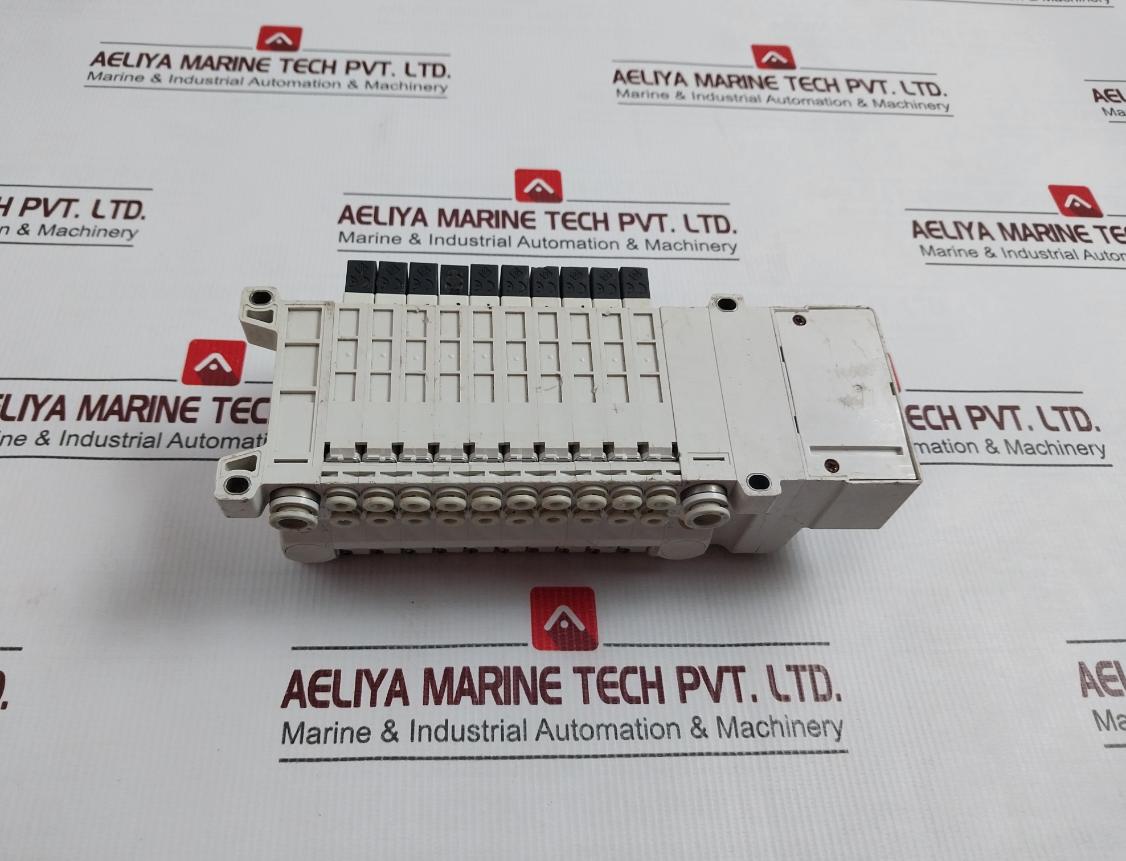 Smc Vqc1-lok005 Valve Terminal With 10 Solenoid Valve 0.15-0.7Mpa Dc24V 0.5W