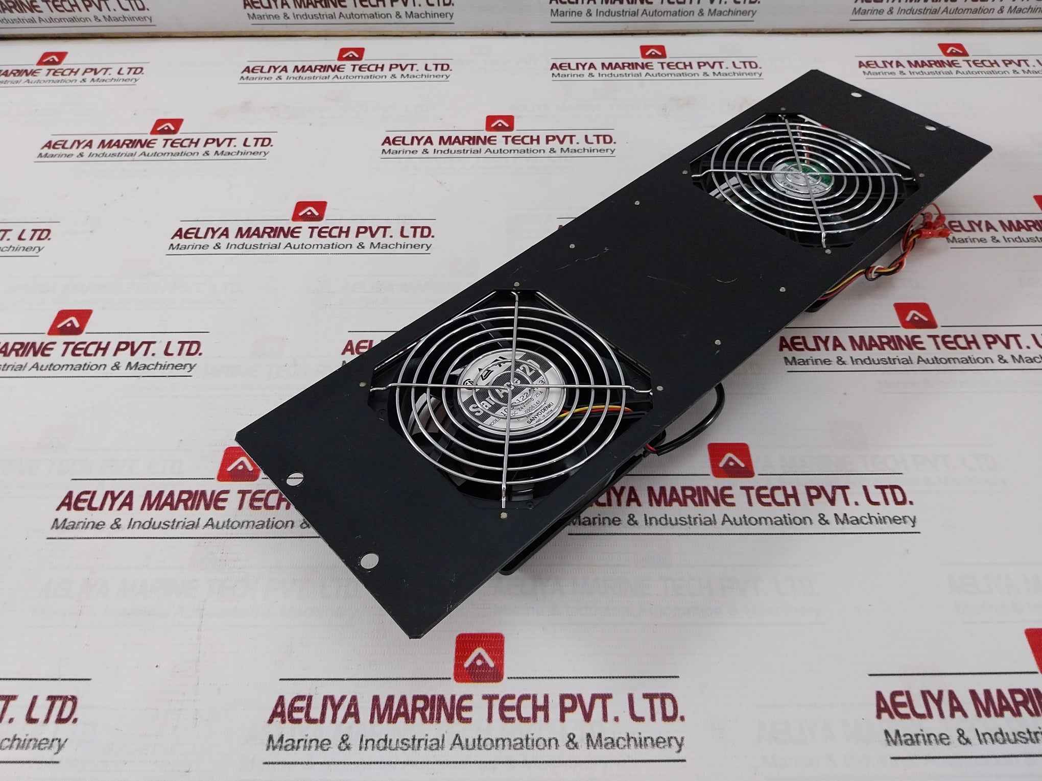 Sunon Eec0382B1-000U-f99 Axial 109R1224H137 80363001-001 9.2W Fan Assembly Panel