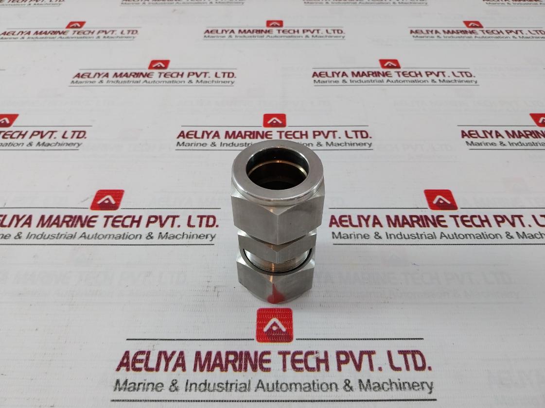 Superlok 316 Scf 1-1/4 S Stainless Steel Tube Fitting