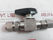 Swagelok Ss-83Ks8 High Pressure Ball Valve 6000 Psig At 100F 47K 316 440270001