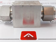 Swagelok Ss-26Vs8 0.5 Tube Needle Valve 6K Psi 