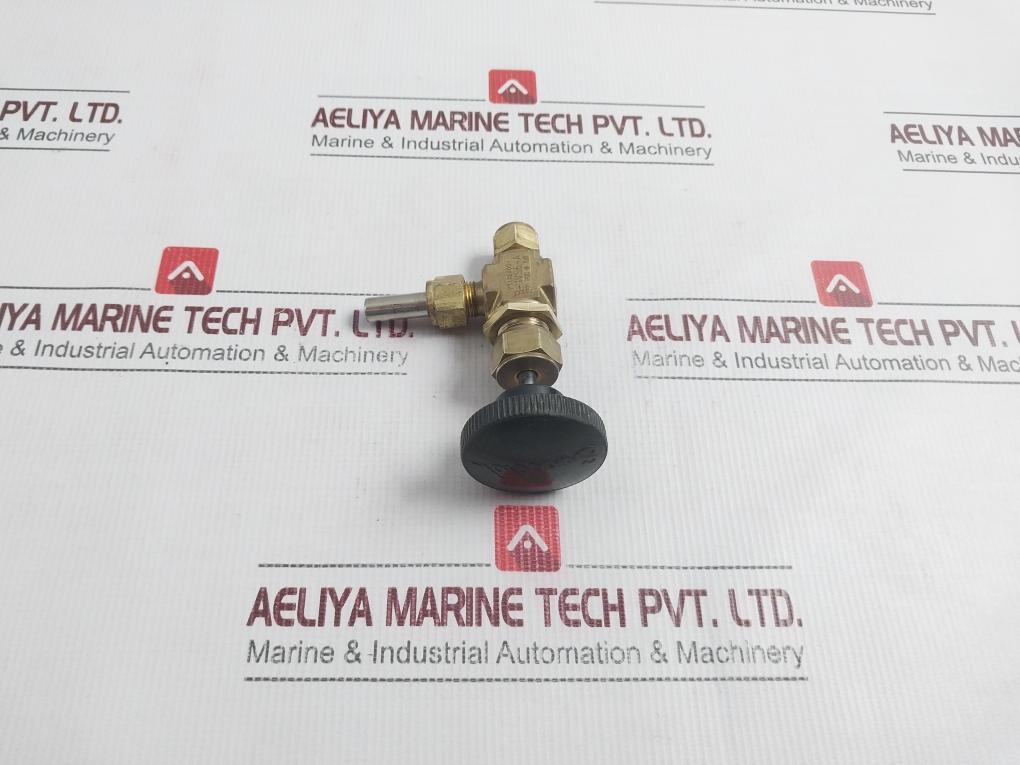 Swagelok B-1Vs6-a Brass Integral Bonnet Needle Valve 2200 Psig @ 100F