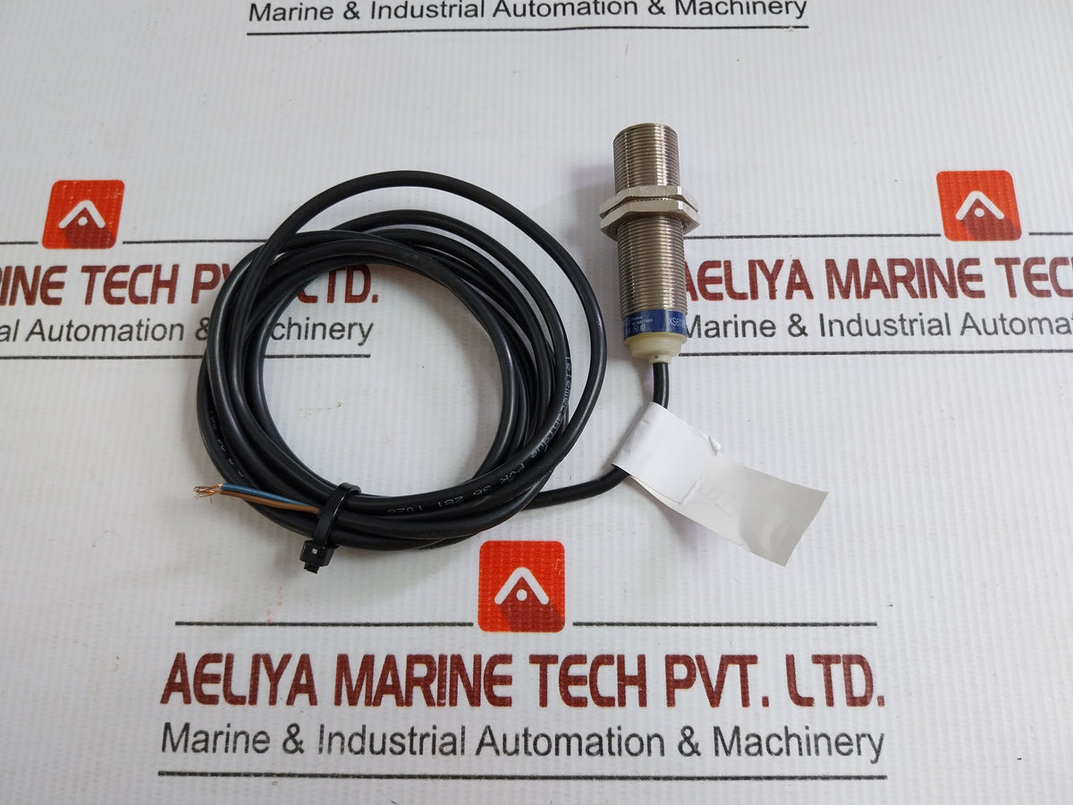 Telemecanique-Proximity-Switch-Sensor-24-240v-Ac-Dc-Xs618b1mbl2-1