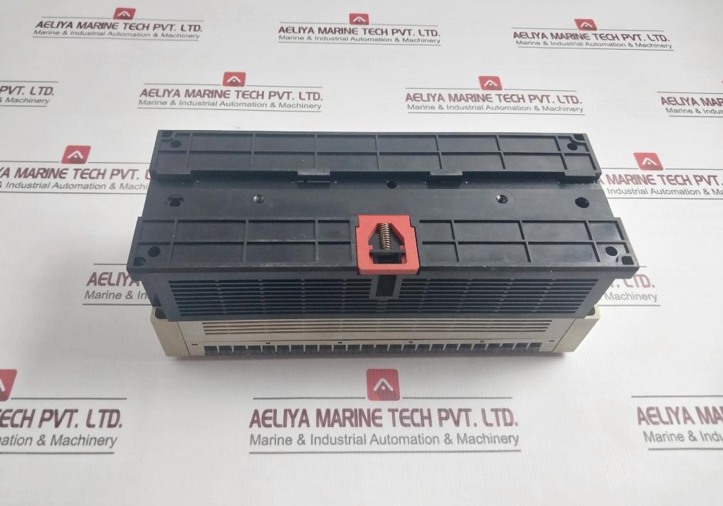 Telemecanique Tsx 1723428 Programmable Controller 50/60Hz 110-240V