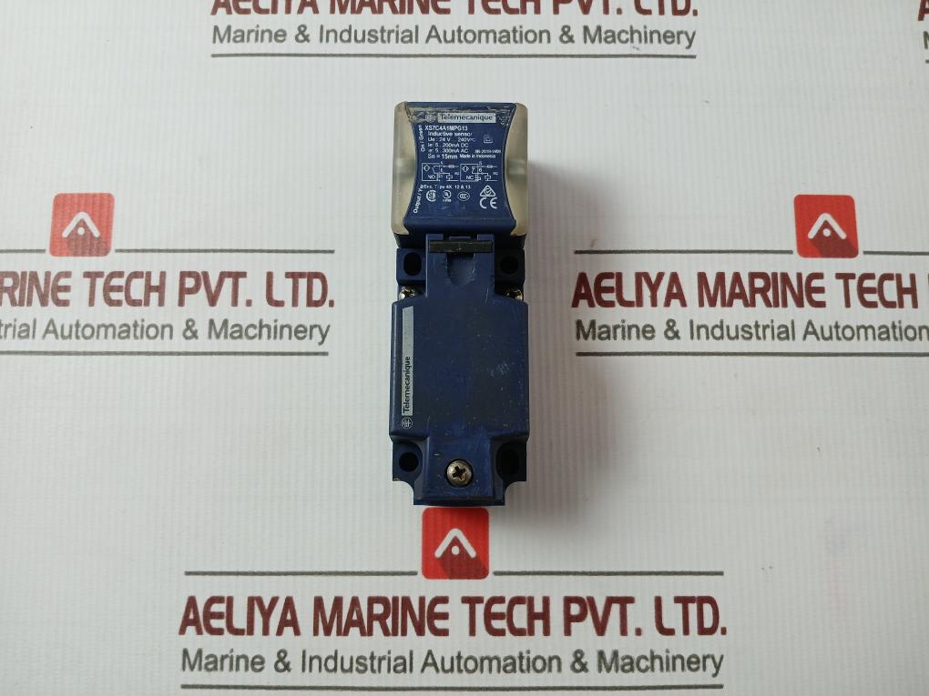 Telemecanique Xs7C4A1Mpg13 Inductive Proximity Sensor 24 V-240 V Ac/Dc 5-200Ma D