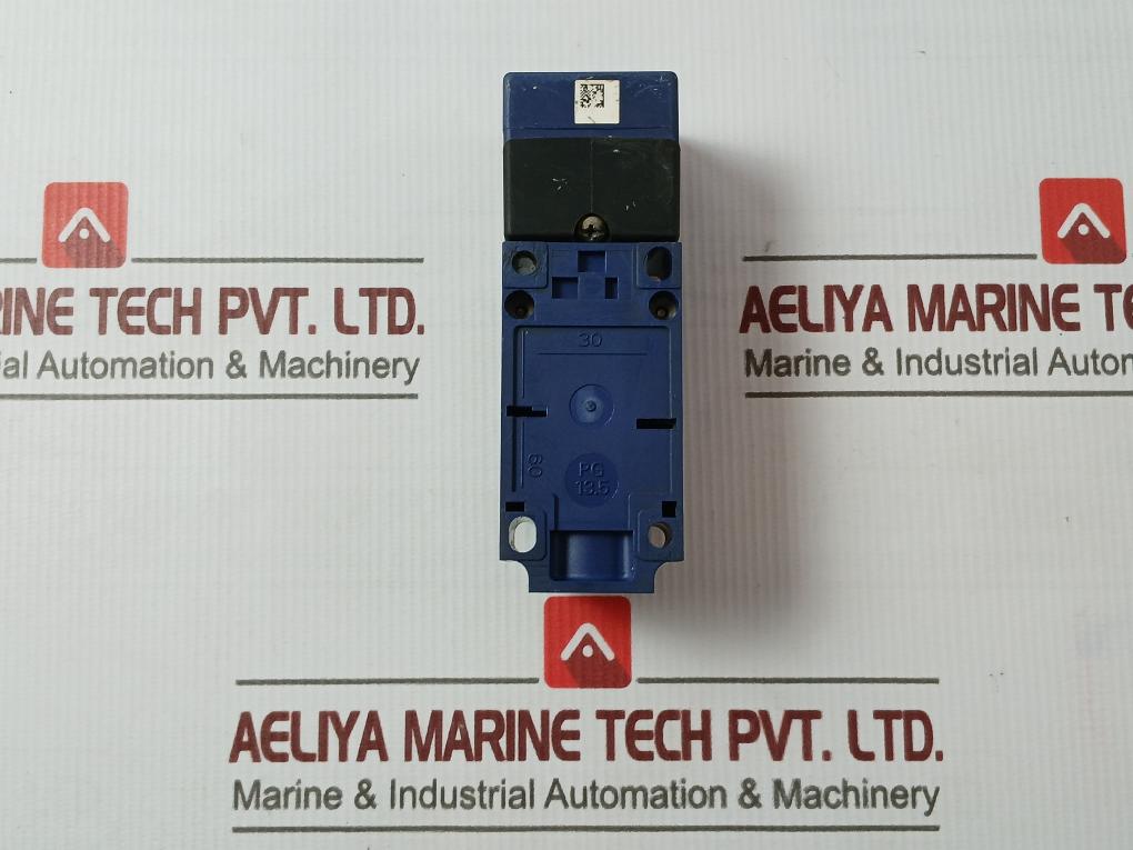 Telemecanique Xs7C4A1Mpg13 Inductive Proximity Sensor 24 V-240 V Ac/Dc 5-200Ma D