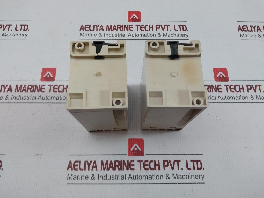 Time-Delay Relay 220-250v Ac/Dc By Abb  702209\80 5